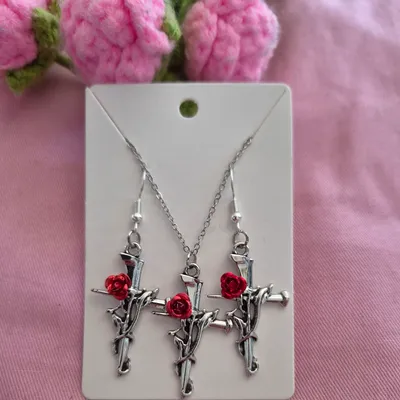 Ensemble bijoux pendentif croix argenté